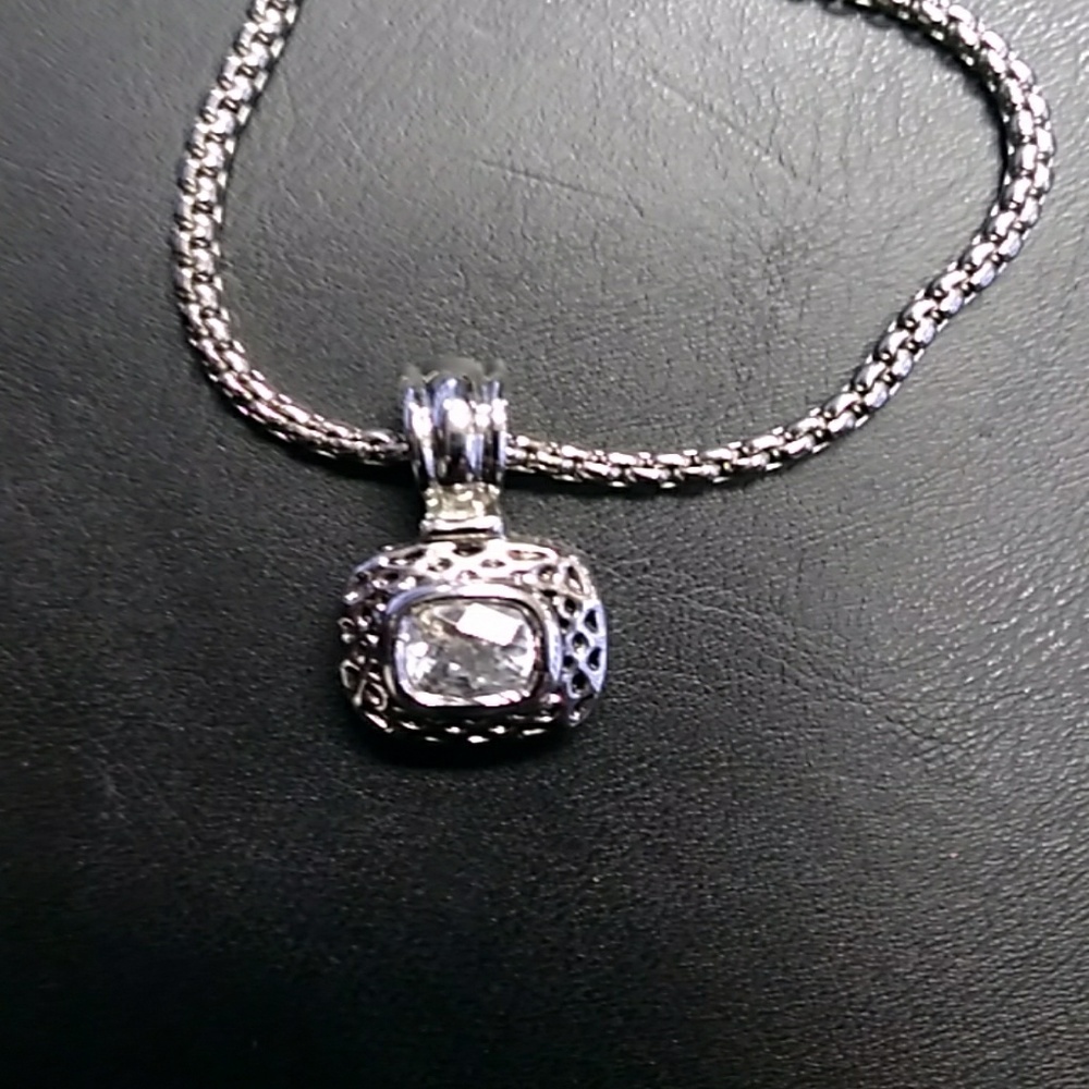 Statement Necklace - Picture 3 of 8